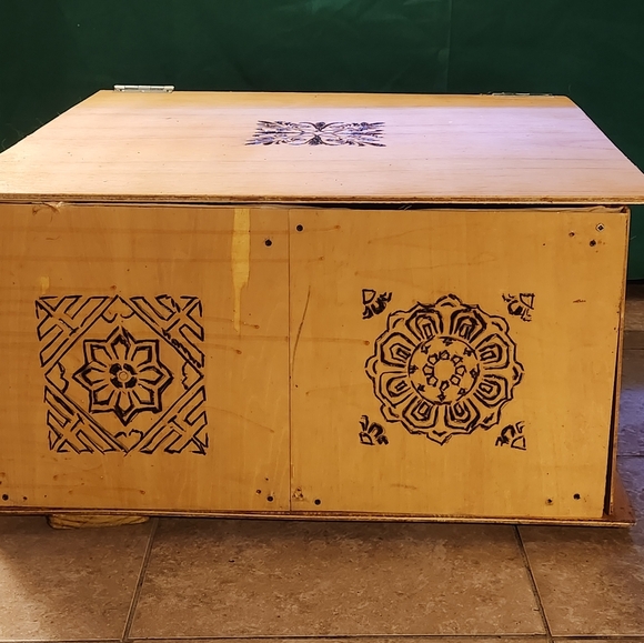 Ceramic Chess set - Picture 3 of 8